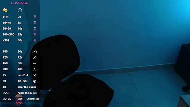 Snapshot of Mailywindsor chatting on February 18, 2025, 5:53 pm Mailywindsor online show from February 18, 2025, 5:53 pm