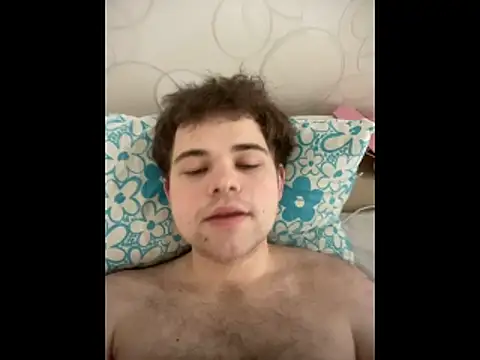 Snapshot of holyplugg chatting on March 9, 2026, 10:30 am holyplugg online show from March 9, 2026, 10:30 am