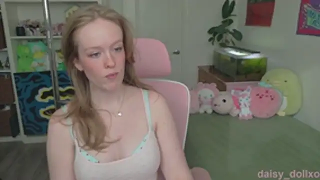 Daisy Dollxo online show from April 24, 2026, 9:39 pm