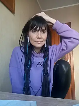 Francenia lolis online show from March 2, 2026, 7:15 am