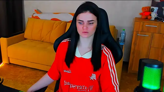 Snapshot of Lora_Cain chatting on January 24, 2025, 3:34 pm Lora Cain online show from January 24, 2025, 3:34 pm