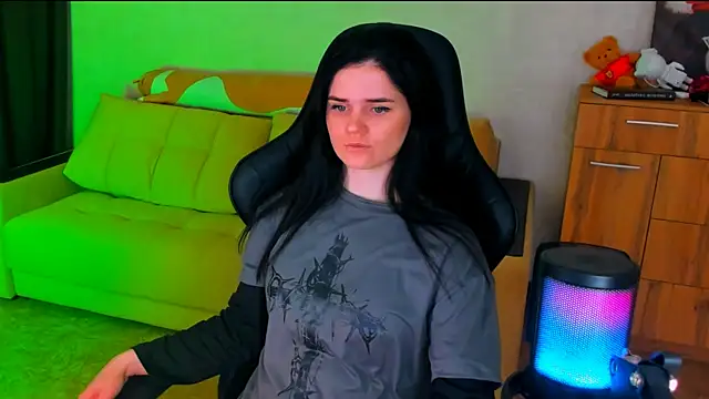 Snapshot of Lora_Cain chatting on February 10, 2025, 6:03 pm Lora Cain online show from February 10, 2025, 6:03 pm