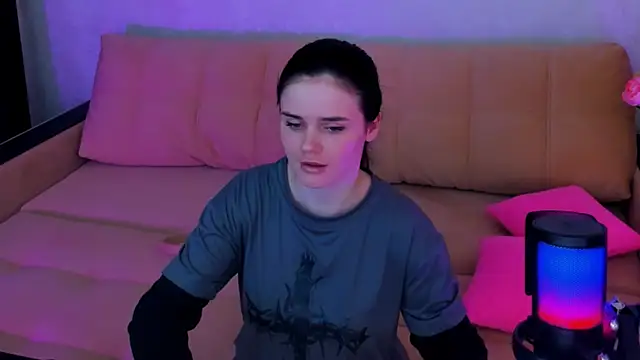 Snapshot of Lora_Cain chatting on March 15, 2025, 3:48 pm Lora Cain online show from March 15, 2025, 3:48 pm