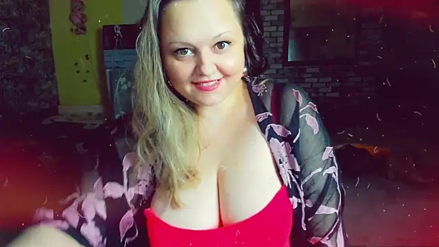 KlaraHoll online show from January 8, 2025, 2:57 am