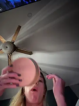 -Sexy Barbie- online show from May 22, 2026, 4:41 am