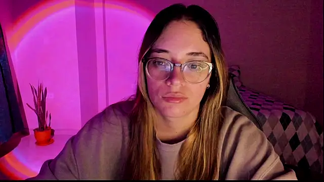 atenas 05  online show from November 20, 2025, 9:20 am