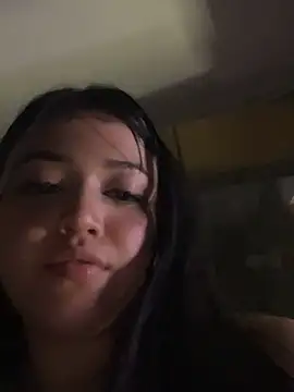 alisson carolina73 online show from February 12, 2025, 5:58 am