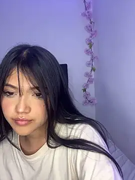 alisson carolina73 online show from February 13, 2025, 12:24 am