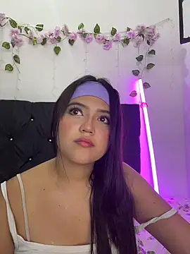 alisson carolina73 online show from February 26, 2026, 2:32 am