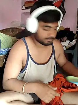 Cuty dev online show from March 20, 2025, 7:47 am