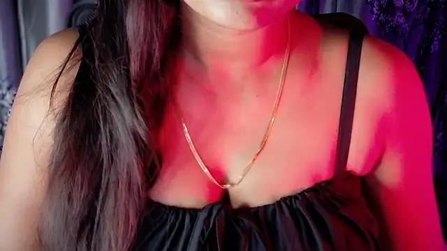 Snapshot of SexyAndHottie chatting on February 12, 2026, 3:51 pm SexyAndHottie online show from February 12, 2026, 3:51 pm