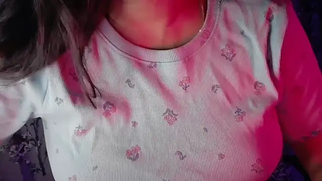 Snapshot of SexyAndHottie chatting on April 10, 2026, 11:15 am SexyAndHottie online show from April 10, 2026, 11:15 am