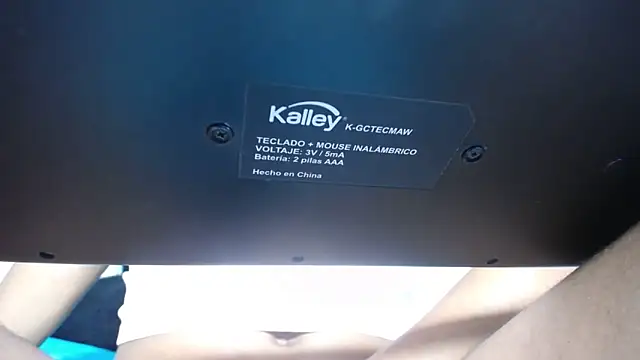 KOURTNEY-- online show from September 21, 2025, 1:40 am