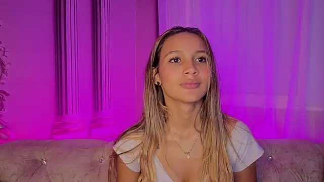 Carohorny4u online show from June 8, 2026, 1:28 am