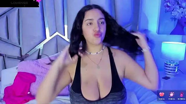 Snapshot of paulette_dupont chatting on February 21, 2025, 3:34 am paulette dupont online show from February 21, 2025, 3:34 am