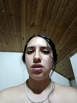 Snapshot of paulette_dupont chatting on September 30, 2025, 7:57 am paulette dupont online show from September 30, 2025, 7:57 am