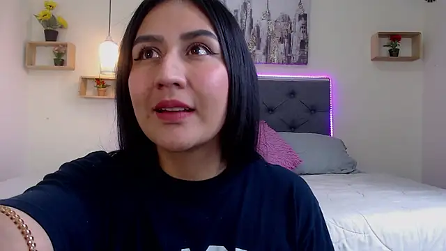 mia aira online show from October 16, 2025, 4:19 pm