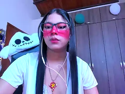  ALLYSON18  online show from October 13, 2025, 11:43 am