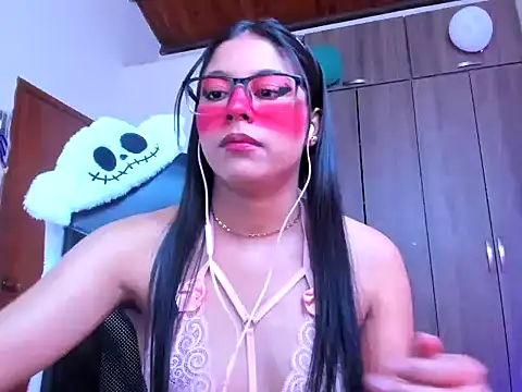  ALLYSON18  online show from October 25, 2025, 11:29 am