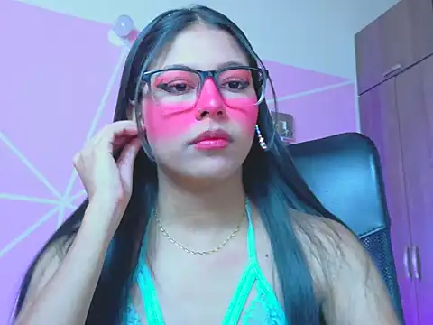  ALLYSON18  online show from April 10, 2026, 11:37 am