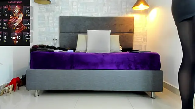 missnatash online show from March 31, 2026, 3:23 pm