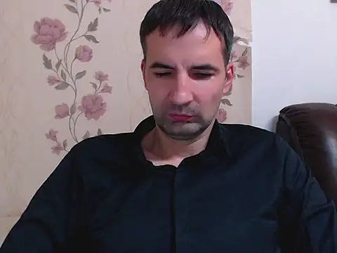 Leo 1617 online show from November 29, 2025, 8:01 pm