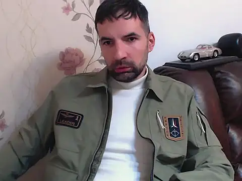 Leo 1617 online show from March 25, 2026, 6:25 pm