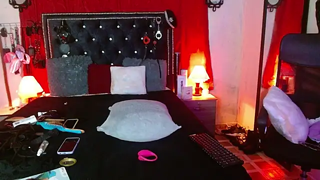 SamaraMartinez online show from October 10, 2025, 10:36 am