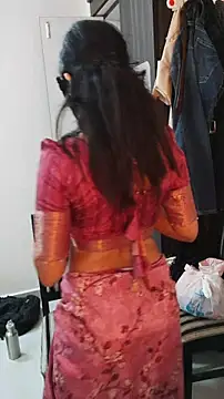 Snapshot of Mr-Ms-Indian-Sex chatting on February 6, 2026, 2:53 pm Mr-Ms-Indian-Sex online show from February 6, 2026, 2:53 pm