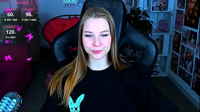 CuteMousee online show from February 9, 2025, 5:40 am