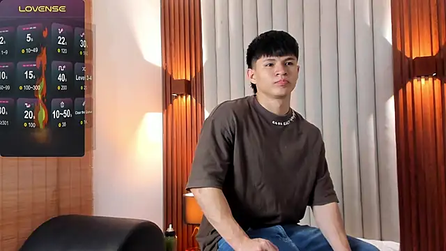 Ryo kush online show from April 12, 2026, 3:44 am