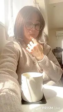 mel  mel online show from March 23, 2026, 4:27 am