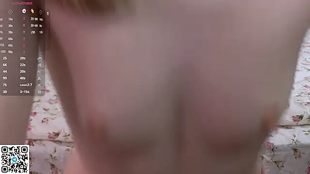 HalieCross online show from January 9, 2025, 9:16 am