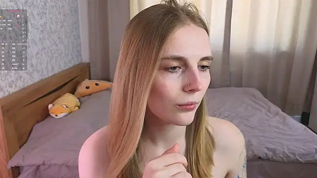 HalieCross online show from February 11, 2025, 9:31 am