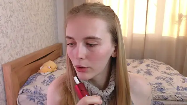 HalieCross online show from February 27, 2025, 4:31 am