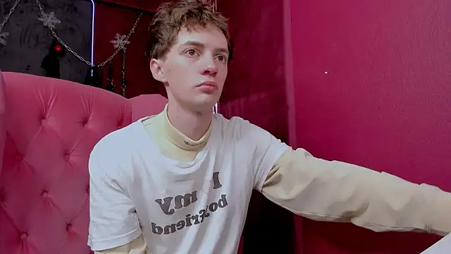 LukeSweet online show from December 22, 2025, 10:56 am