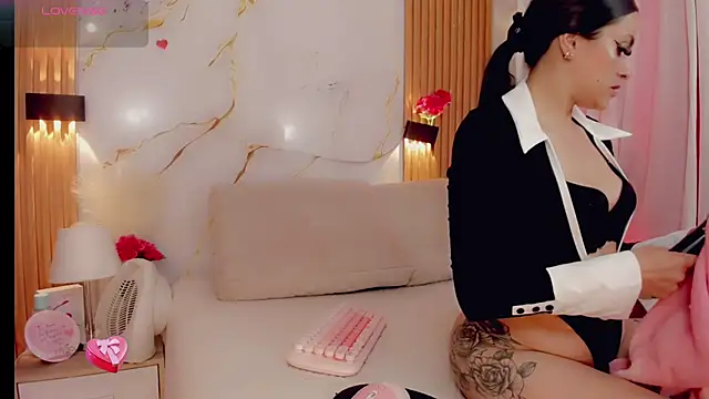 BrendaSquirtx online show from November 28, 2025, 7:16 pm