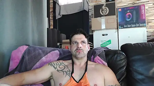 XxBigboybandxX online show from March 31, 2026, 4:51 pm