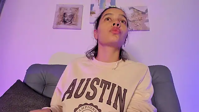 samara jonness online show from March 13, 2025, 8:37 am