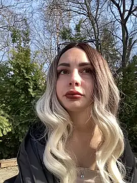 SandraCarter online show from March 10, 2025, 7:10 am