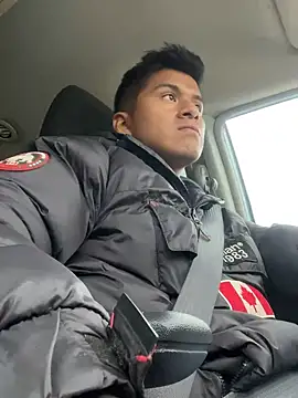 blackthing20 online show from March 18, 2025, 4:04 pm