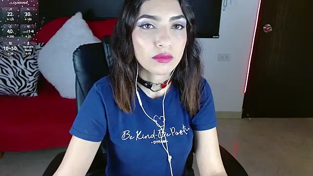 Carolaine69  online show from March 22, 2025, 2:25 pm