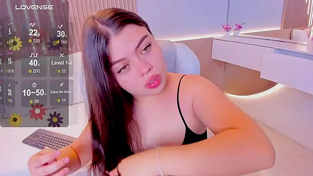 Snapshot of Sexy_paradise18_ chatting on April 24, 2026, 3:53 am Sexy paradise18 online show from April 24, 2026, 3:53 am