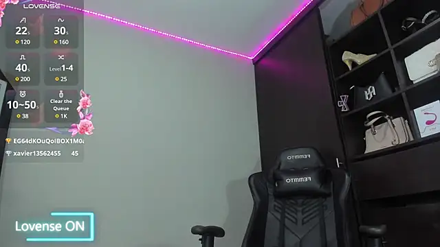 MeganDaviees online show from February 21, 2025, 6:07 am