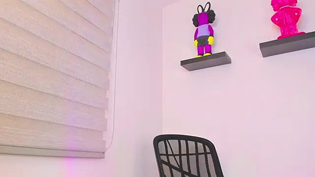 Gangster Girl online show from December 19, 2024, 11:03 pm