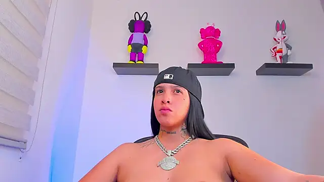 Gangster Girl online show from December 23, 2024, 12:25 am