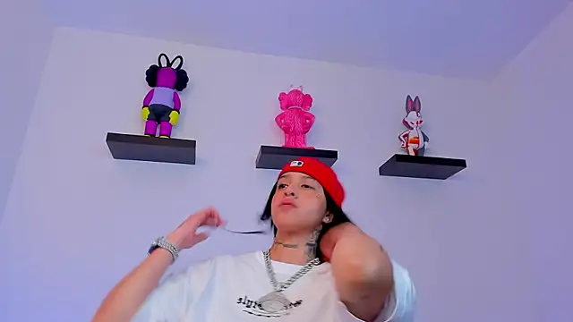 Gangster Girl online show from February 9, 2025, 9:28 pm