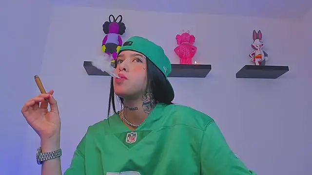 Gangster Girl online show from February 17, 2025, 10:58 pm