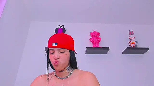 Gangster Girl online show from March 5, 2025, 5:50 pm