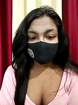 Snapshot of Myra-sen chatting on February 4, 2026, 10:26 pm Myra-sen online show from February 4, 2026, 10:26 pm